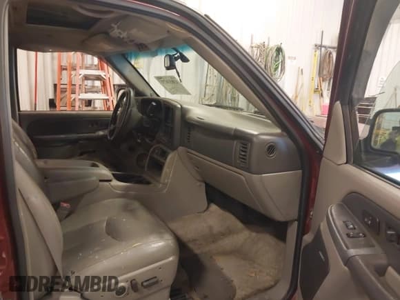 ✅ 2003 GMC Yukon SLT • VIN: 1GKEK13Z03J292607 • Lot: 43833677. Wystawiony na IAAI z przebiegiem 158 661 mil. Bezpłatny archiwum sprzedaży aukcyjnych z USA i szczegółowy raport historii pojazdu na DreamBid. Zdjęcie 5.