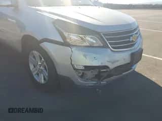 ✅ 2013 Chevrolet Traverse LT • VIN: 1GNKVJKD5DJ231239 • Лот: 43579985. Опубликован ранее на IAAI с пробегом 194 516 миль. Бесплатный доступ к архиву аукционных продаж из США и подробный отчёт об истории автомобиля на DreamBid. Изображение 6.