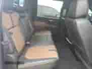 2022 Chevrolet Silverado 3500HD High Country с VIN 1GC4YVEY4NF150364, выставлен на аукционе Copart как лот 69453445 с пробегом 58 659 миль миль и Списание • Salvage title. История ставок и продаж доступна на DreamBid. Изображение 11.