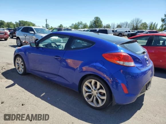 ✅ 2012 Hyundai Veloster w/Red Int • VIN: KMHTC6AD8CU029294 • Лот: 54477144. Опубликован ранее на Copart с пробегом 126 351 миль. Бесплатный доступ к архиву аукционных продаж из США и подробный отчёт об истории автомобиля на DreamBid. Изображение 2.
