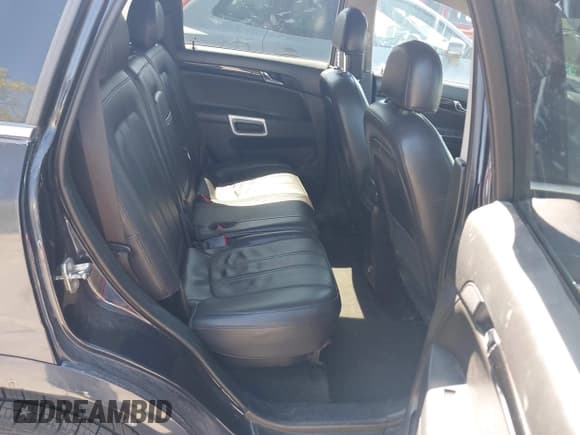 ✅ 2014 Chevrolet Captiva Sport LTZ • VIN: 3GNAL4EK2ES590335 • Lot: 42153348. Wystawiony na IAAI z przebiegiem 175 482 mil. Bezpłatny archiwum sprzedaży aukcyjnych z USA i szczegółowy raport historii pojazdu na DreamBid. Zdjęcie 8.