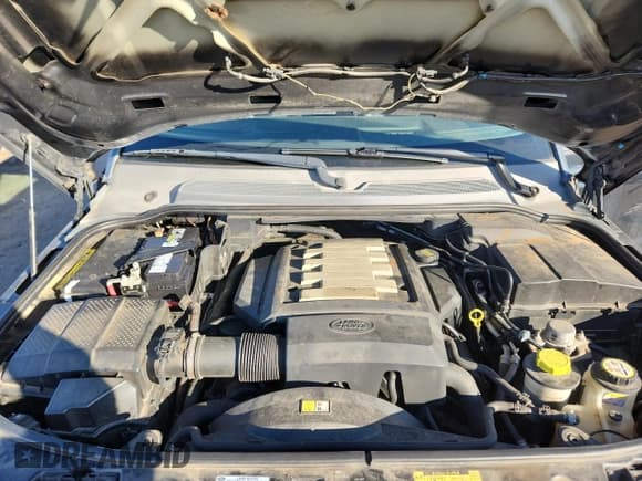 ✅ 2008 Land Rover Range Rover Sport HSE • VIN: SALSF25488A180356 • Lot: 91293295. Wystawiony na Copart z przebiegiem 141 136 mil. Bezpłatny archiwum sprzedaży aukcyjnych z USA i szczegółowy raport historii pojazdu na DreamBid. Zdjęcie 12.