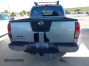 ✅ 2006 Nissan Frontier SE • VIN: 1N6AD07U56C476248 • Лот: 43599191. Опубликован ранее на IAAI с пробегом 131 805 миль. Бесплатный доступ к архиву аукционных продаж из США и подробный отчёт об истории автомобиля на DreamBid. Изображение 16.