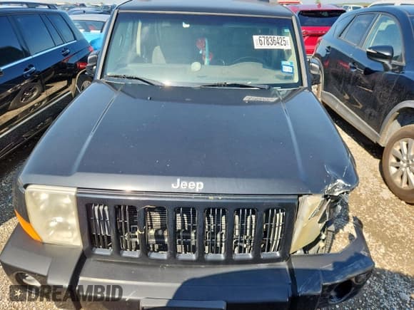 ✅ 2006 Jeep Commander • VIN: 1J8HH48N96C130135 • Lot: 67836425. Listed on Copart with 216,665 mi. Free auction sales archive from the USA and detailed vehicle history report at DreamBid. Image 5.