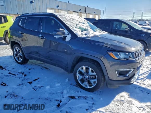 ✅ 2018 Jeep Compass Limited • VIN: 3C4NJDCB9JT212097 • Lot: 94518205. Wystawiony na Copart z przebiegiem 71 601 mil. Bezpłatny archiwum sprzedaży aukcyjnych z USA i szczegółowy raport historii pojazdu na DreamBid. Zdjęcie 4.