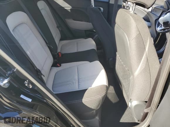 ✅ 2025 Hyundai Venue SEL • VIN: KMHRC8A3XSU394359 • Lot: 91134305. Listed on Copart with 3,847 mi. Free auction sales archive from the USA and detailed vehicle history report at DreamBid. Image 10.