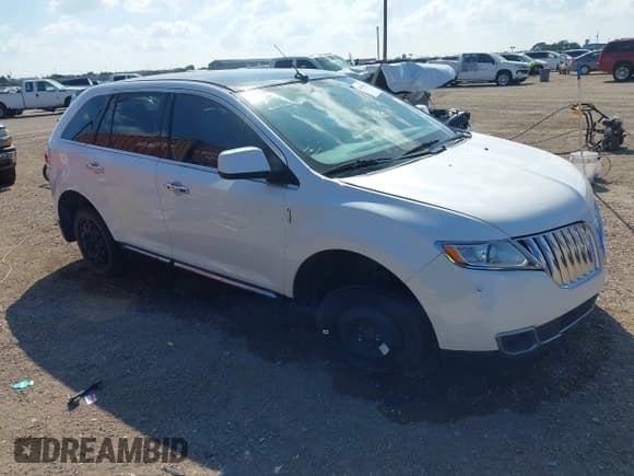 ✅ 2011 Lincoln MKX • VIN: 2LMDJ8JK6BBJ16012 • Lot: 43501823. Listed on IAAI with 136,644 mi. Free auction sales archive from the USA and detailed vehicle history report at DreamBid. Image 1.