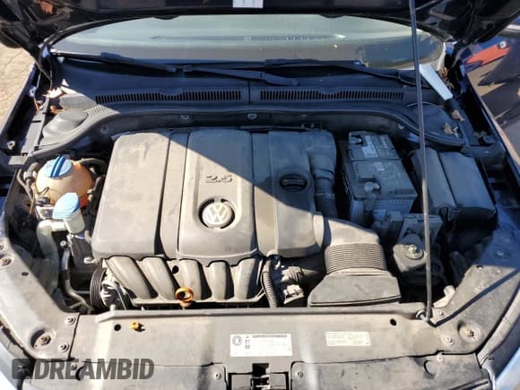 ✅ 2013 Volkswagen Jetta SE • VIN: 3VWDX7AJXDM422144 • Лот: 86272015. Опубликован ранее на Copart с пробегом 135 871 миль. Бесплатный доступ к архиву аукционных продаж из США и подробный отчёт об истории автомобиля на DreamBid. Изображение 11.