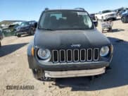 ✅ 2017 Jeep Renegade Latitude • VIN: ZACCJBBBXHPF41308 • Lot: 82699205. Wystawiony na Copart z przebiegiem 81 756 mil. Bezpłatny archiwum sprzedaży aukcyjnych z USA i szczegółowy raport historii pojazdu na DreamBid. Zdjęcie 5.