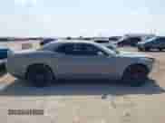 2012 Dodge Challenger SXT Plus z VIN 2C3CDYAG8CH176729, wystawiony jako IAAI lot #43219864 z przebiegiem 165 076 mil mil oraz . Historia ofert i sprzedaży dostępna na DreamBid. Obrazek 14.