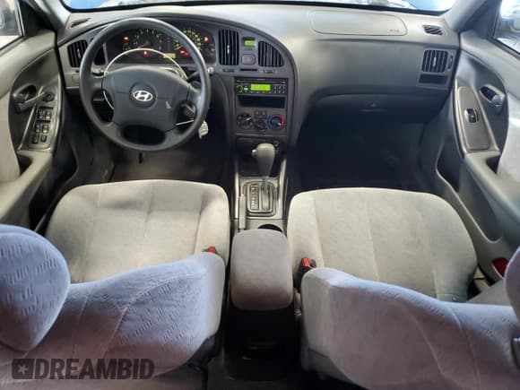 ✅ 2006 Hyundai Elantra GLS • VIN: KMHDN45DX6U232740 • Lot: 43006335. Wystawiony na Copart z przebiegiem 129 545 mil. Bezpłatny archiwum sprzedaży aukcyjnych z USA i szczegółowy raport historii pojazdu na DreamBid. Zdjęcie 8.