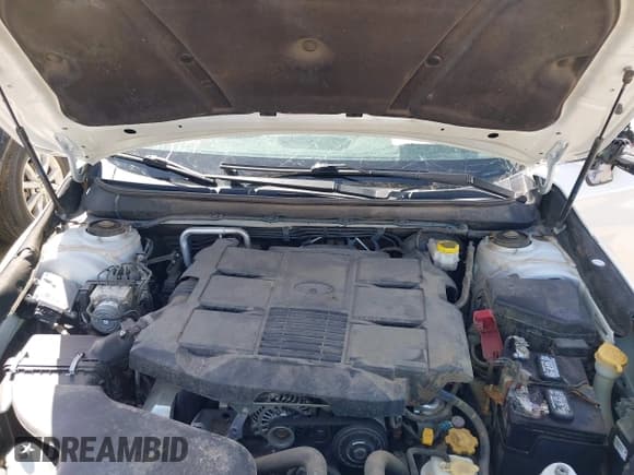 ✅ 2019 Subaru Outback Touring • VIN: 4S4BSETC9K3302020 • Lot: 41968770. Wystawiony na IAAI z przebiegiem 76 633 mil. Bezpłatny archiwum sprzedaży aukcyjnych z USA i szczegółowy raport historii pojazdu na DreamBid. Zdjęcie 10.