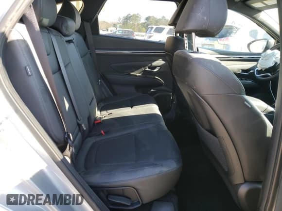 ✅ 2024 Hyundai Tucson XRT • VIN: KM8JF3DE3RU264762 • Lot: 49407895. Wystawiony na Copart z przebiegiem 6 406 mil. Bezpłatny archiwum sprzedaży aukcyjnych z USA i szczegółowy raport historii pojazdu na DreamBid. Zdjęcie 11.