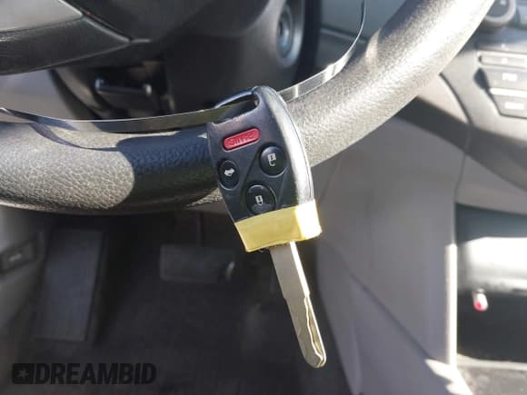 ✅ 2010 Honda Accord LX • VIN: 1HGCP2F34AA097741 • Lot: 43642547. Listed on IAAI with 197,549 mi. Free auction sales archive from the USA and detailed vehicle history report at DreamBid. Image 11.