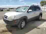 2005 Hyundai Tucson GLS with VIN KM8JN12DX5U079717, listed as a Copart auction lot 49110634 with 178,731 mi miles and Salvage title. Bid and sale history available at DreamBid. Image 1.