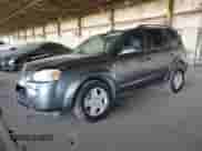 2007 Saturn VUE V6 z VIN 5GZCZ53467S860321, wystawiony jako Copart lot #84924024 z przebiegiem Nie podano mil oraz Szkoda całkowita • Salvage title. Historia ofert i sprzedaży dostępna na DreamBid. Obrazek 1.