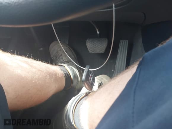 ✅ 2015 BMW X4 xDrive35i • VIN: 5UXXW5C54F0E88882 • Lot: 42159385. Wystawiony na IAAI z przebiegiem 110 000 mil. Bezpłatny archiwum sprzedaży aukcyjnych z USA i szczegółowy raport historii pojazdu na DreamBid. Zdjęcie 11.