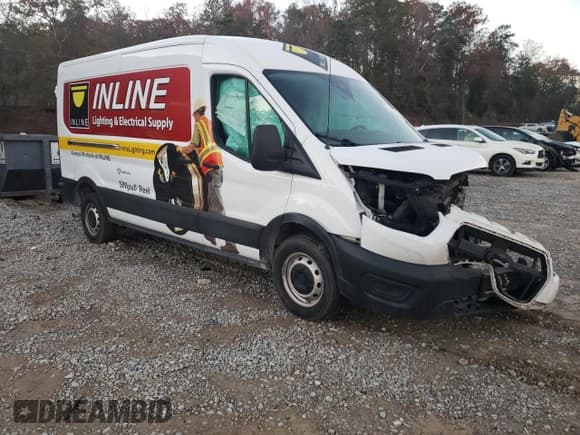 ✅ 2022 Ford Transit Cargo • VIN: 1FTBR1C81NKA73847 • Лот: 44727975. Опубликован ранее на Copart с пробегом 81 869 миль. Бесплатный доступ к архиву аукционных продаж из США и подробный отчёт об истории автомобиля на DreamBid. Изображение 4.