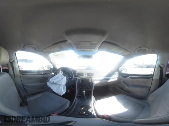 ✅ 2017 Volkswagen Passat R-Line • VIN: 1VWDT7A39HC027053 • Лот: 43378954. Опубликован ранее на IAAI с пробегом 105 925 миль. Бесплатный доступ к архиву аукционных продаж из США и подробный отчёт об истории автомобиля на DreamBid. Изображение 24.