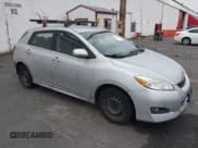 ✅ 2010 Toyota Matrix S • VIN: 2T1LE4EE6AC018584 • Лот: 43593243. Опубликован ранее на IAAI с пробегом 159 694 миль. Бесплатный доступ к архиву аукционных продаж из США и подробный отчёт об истории автомобиля на DreamBid. Изображение 1.