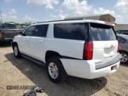 ✅ 2016 Chevrolet Suburban LS • VIN: 1GNSCGKC5GR416428 • Lot: 57047281. Wystawiony na Copart z przebiegiem 13 334 mil. Bezpłatny archiwum sprzedaży aukcyjnych z USA i szczegółowy raport historii pojazdu na DreamBid. Zdjęcie 3.