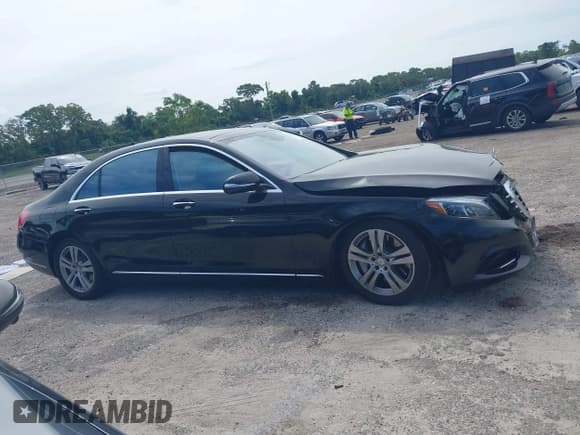 ✅ 2017 Mercedes-Benz S 550 • VIN: WDDUG8FB9HA311927 • Lot: 43149113. Wystawiony na IAAI z przebiegiem 59 916 mil. Bezpłatny archiwum sprzedaży aukcyjnych z USA i szczegółowy raport historii pojazdu na DreamBid. Zdjęcie 13.