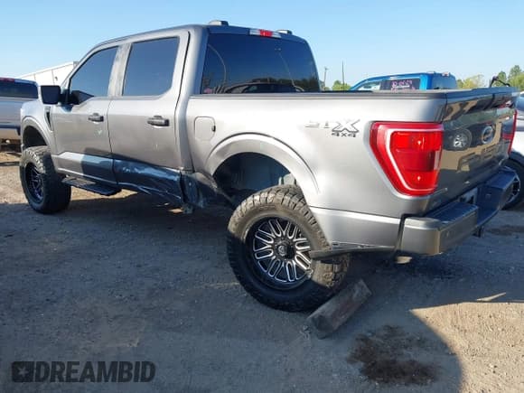 ✅ 2022 Ford F-150 XL • VIN: 1FTFW1E53NFC29733 • Lot: 43407694. Listed on IAAI with 45,311 mi. Free auction sales archive from the USA and detailed vehicle history report at DreamBid. Image 3.