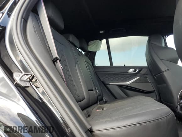 ✅ 2022 BMW X5 M • VIN: 5YMJU0C02N9N01549 • Лот: 55514093. Опубликован ранее на Copart с пробегом Не указан. Бесплатный доступ к архиву аукционных продаж из США и подробный отчёт об истории автомобиля на DreamBid. Изображение 11.