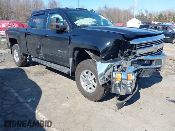 ✅ 2015 Chevrolet Silverado 2500HD LT • VIN: 1GC1KVEG9FF608249 • Lot: 41764810. Wystawiony na IAAI z przebiegiem 102 047 mil. Bezpłatny archiwum sprzedaży aukcyjnych z USA i szczegółowy raport historii pojazdu na DreamBid. Zdjęcie 1.