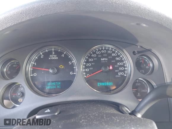 ✅ 2007 Chevrolet Avalanche 2LT • VIN: 3GNFK12397G143026 • Lot: 43806350. Listed on IAAI with 168,604 mi. Free auction sales archive from the USA and detailed vehicle history report at DreamBid. Image 7.