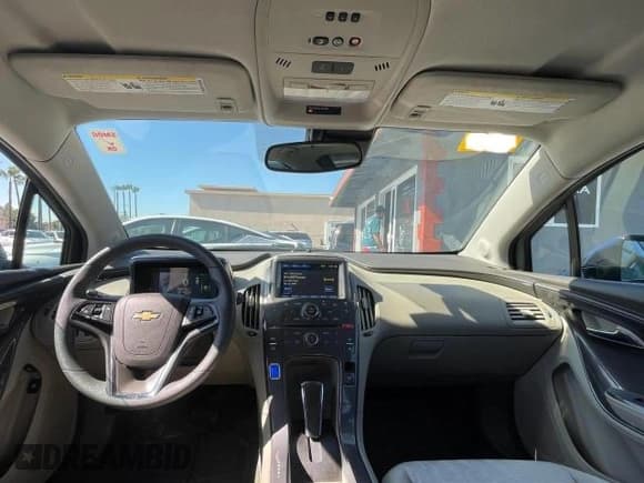 ✅ 2013 Chevrolet Volt • VIN: 1G1RE6E48DU148766 • Lot: 88367435. Wystawiony na Copart z przebiegiem 205 322 mil. Bezpłatny archiwum sprzedaży aukcyjnych z USA i szczegółowy raport historii pojazdu na DreamBid. Zdjęcie 9.