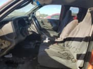 ✅ 2000 Dodge Dakota • VIN: 1B7GL22X9YS764702 • Lot: 83312094. Wystawiony na Copart z przebiegiem 235 503 mil. Bezpłatny archiwum sprzedaży aukcyjnych z USA i szczegółowy raport historii pojazdu na DreamBid. Zdjęcie 7.