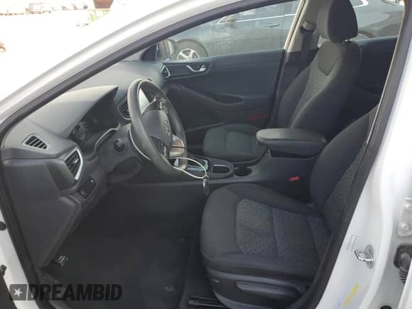 2017 Hyundai Ioniq Blue z VIN KMHC65LC4HU031153, wystawiony jako Copart lot #80915715 z przebiegiem 181 058 mil mil oraz Szkoda całkowita • Salvage title. Historia ofert i sprzedaży dostępna na DreamBid. Obrazek 7.