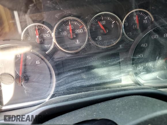 ✅ 2019 Chevrolet Silverado 1500 LT • VIN: 3GCUYDED0KG238670 • Lot: 73325774. Wystawiony na Copart z przebiegiem Nie podano. Bezpłatny archiwum sprzedaży aukcyjnych z USA i szczegółowy raport historii pojazdu na DreamBid. Zdjęcie 9.