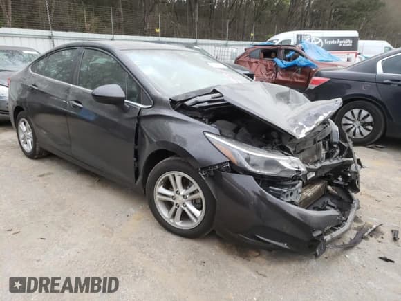 ✅ 2017 Chevrolet Cruze LT • VIN: 1G1BE5SM2H7238001 • Lot: 45557653. Listed on Copart with 103,390 mi. Free auction sales archive from the USA and detailed vehicle history report at DreamBid. Image 4.