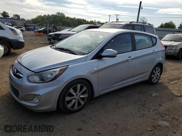 ✅ 2012 Hyundai Accent SE • VIN: KMHCU5AE7CU040917 • Лот: 71909504. Опубликован ранее на Copart с пробегом 116 434 миль. Бесплатный доступ к архиву аукционных продаж из США и подробный отчёт об истории автомобиля на DreamBid. Изображение 1.