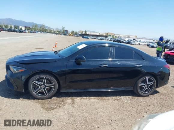 2025 Mercedes-Benz CLA 250 с VIN W1K5J4GB5SN515637, выставлен на аукционе IAAI как лот 41966730 с пробегом 3 606 миль миль и . История ставок и продаж доступна на DreamBid. Изображение 14.