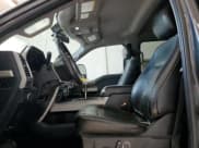 ✅ 2017 Ford F-250 Lariat • VIN: 1FT7W2BT8HEF06447 • Lot: 92582245. Wystawiony na Copart z przebiegiem 214 474 mil. Bezpłatny archiwum sprzedaży aukcyjnych z USA i szczegółowy raport historii pojazdu na DreamBid. Zdjęcie 7.