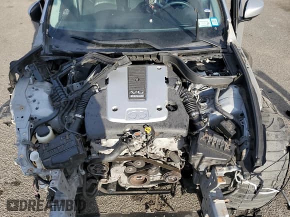 ✅ 2015 Infiniti Q40 • VIN: JN1CV6AR4FM520415 • Лот: 76062274. Опубликован ранее на Copart с пробегом Не указан. Бесплатный доступ к архиву аукционных продаж из США и подробный отчёт об истории автомобиля на DreamBid. Изображение 13.