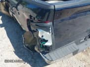 ✅ 2025 Ford F-150 XL • VIN: 1FTMF1LP2SKD18160 • Lot: 43058340. Wystawiony na IAAI z przebiegiem 4 949 mil. Bezpłatny archiwum sprzedaży aukcyjnych z USA i szczegółowy raport historii pojazdu na DreamBid. Zdjęcie 18.