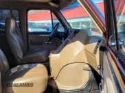 ✅ 1994 GMC Rally • VIN: 1GJGG39K6RF527981 • Лот: 50758635. Опубликован ранее на Copart с пробегом 159 751 миль. Бесплатный доступ к архиву аукционных продаж из США и подробный отчёт об истории автомобиля на DreamBid. Изображение 5.