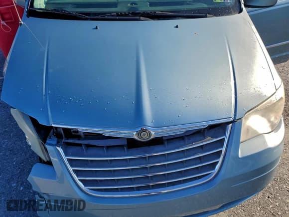 ✅ 2009 Chrysler Town & Country Touring • VIN: 2A8HR54139R573060 • Лот: 94029595. Опубликован ранее на Copart с пробегом Не указан. Бесплатный доступ к архиву аукционных продаж из США и подробный отчёт об истории автомобиля на DreamBid. Изображение 12.