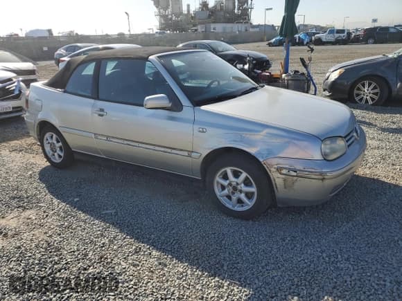✅ 2001 Volkswagen Cabriolet GLX • VIN: 3VWDC21VX1M812710 • Lot: 49927335. Listed on Copart with 145,490 mi. Free auction sales archive from the USA and detailed vehicle history report at DreamBid. Image 4.