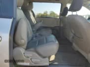 ✅ 2017 Toyota Sienna XLE • VIN: 5TDDZ3DCXHS158304 • Lot: 80847095. Listed on Copart with 124,463 mi. Free auction sales archive from the USA and detailed vehicle history report at DreamBid. Image 11.