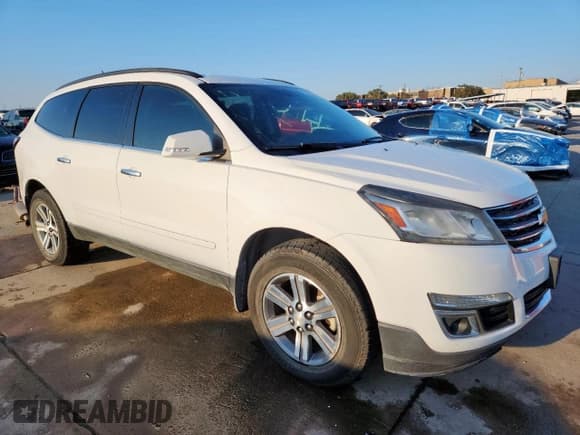 ✅ 2017 Chevrolet Traverse LT • VIN: 1GNKRHKD8HJ275366 • Лот: 85379355. Опубликован ранее на Copart с пробегом 159 637 миль. Бесплатный доступ к архиву аукционных продаж из США и подробный отчёт об истории автомобиля на DreamBid. Изображение 4.