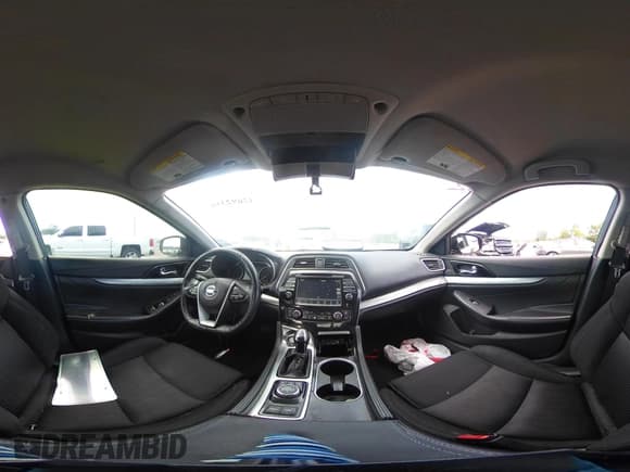 ✅ 2016 Nissan Maxima SL • VIN: 1N4AA6AP6GC439251 • Lot: 42692316. Wystawiony na IAAI z przebiegiem 130 286 mil. Bezpłatny archiwum sprzedaży aukcyjnych z USA i szczegółowy raport historii pojazdu na DreamBid. Zdjęcie 18.