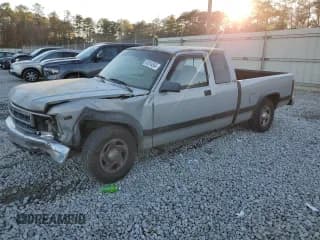 ✅ 1995 Dodge Dakota • VIN: 1B7GL23X2SS369220 • Lot: 86284584. Listed on Copart with 281,618 mi. Free auction sales archive from the USA and detailed vehicle history report at DreamBid. Image 1.