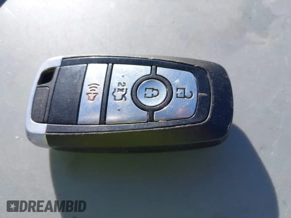 ✅ 2017 Ford Fusion Hybrid SE • VIN: 3FA6P0LU5HR217159 • Lot: 42200372. Listed on IAAI with 112,897 mi. Free auction sales archive from the USA and detailed vehicle history report at DreamBid. Image 11.