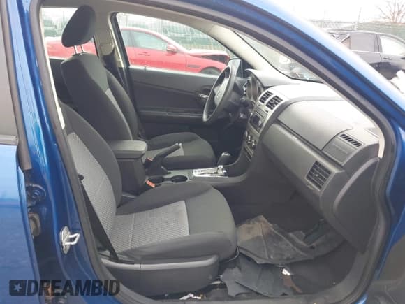 ✅ 2009 Dodge Avenger SE • VIN: 1B3LC46B69N554309 • Lot: 41742163. Wystawiony na IAAI z przebiegiem 197 703 mil. Bezpłatny archiwum sprzedaży aukcyjnych z USA i szczegółowy raport historii pojazdu na DreamBid. Zdjęcie 5.