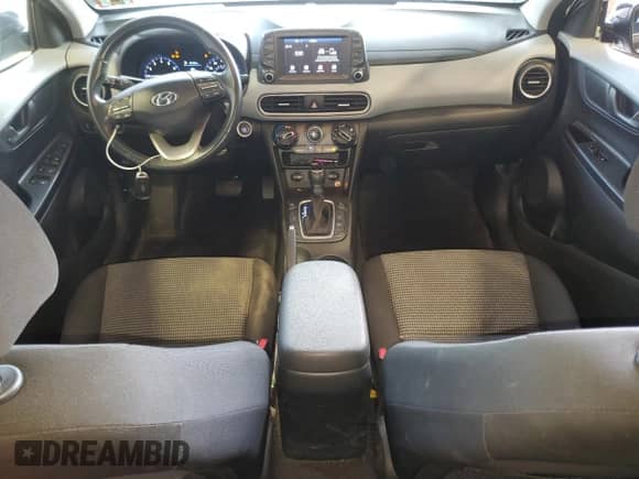 ✅ 2018 Hyundai Kona SEL • VIN: KM8K6CAA7JU129696 • Lot: 84957335. Listed on Copart with 65,611 mi miles. Access the free auction sales archive from the USA and view a detailed vehicle history report at DreamBid. Image 8.